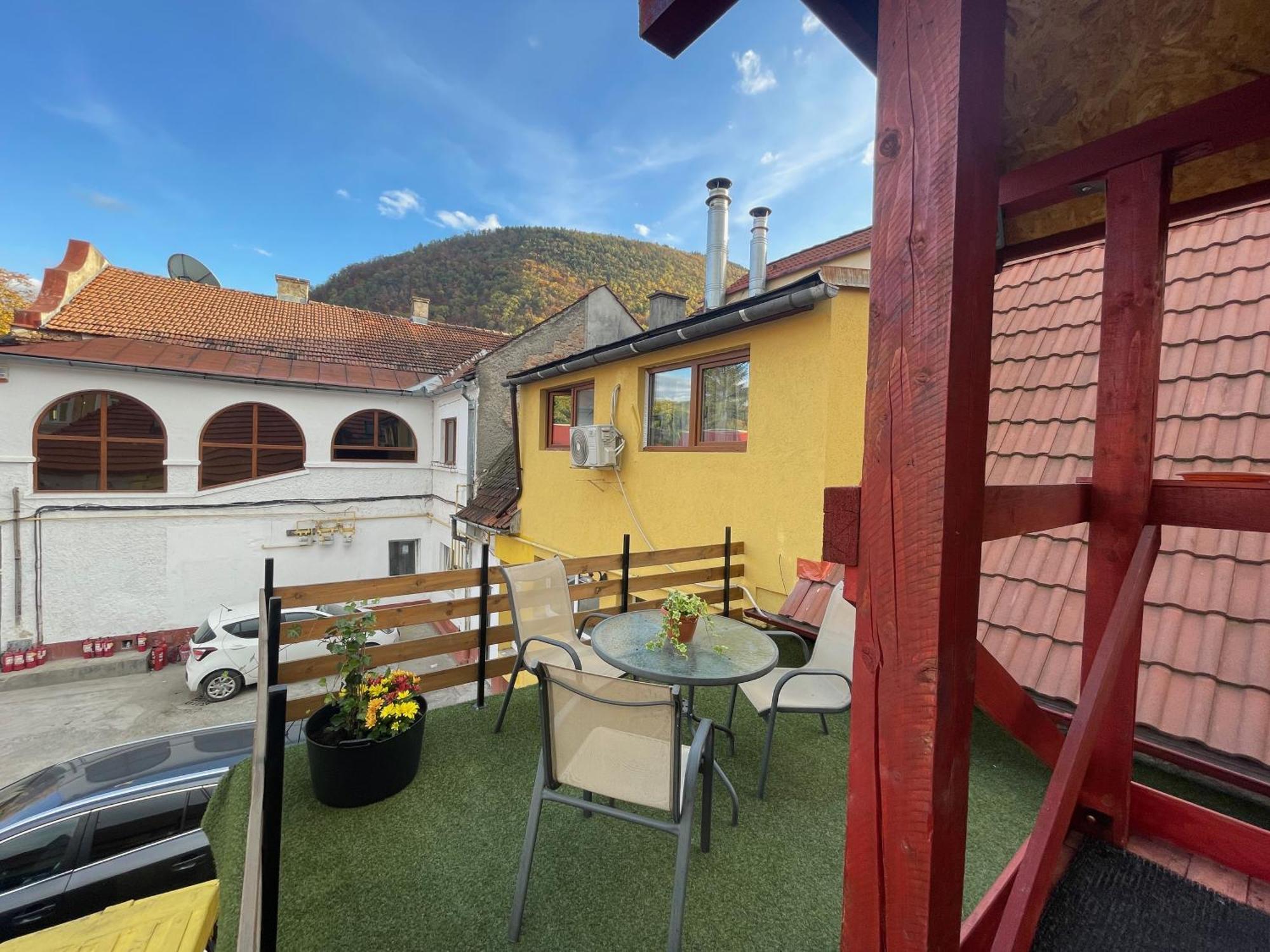 House Of Colors Apartment Brasov Luaran gambar